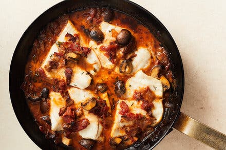 Creamy Fish With Mushrooms and Bacon